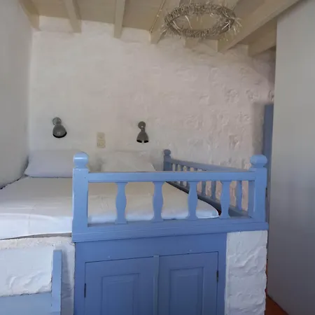 Apartment Traditional 2 Bd Chora House W Balcony