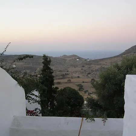 Traditional 2 Bd Chora House W Balcony Pátmosz